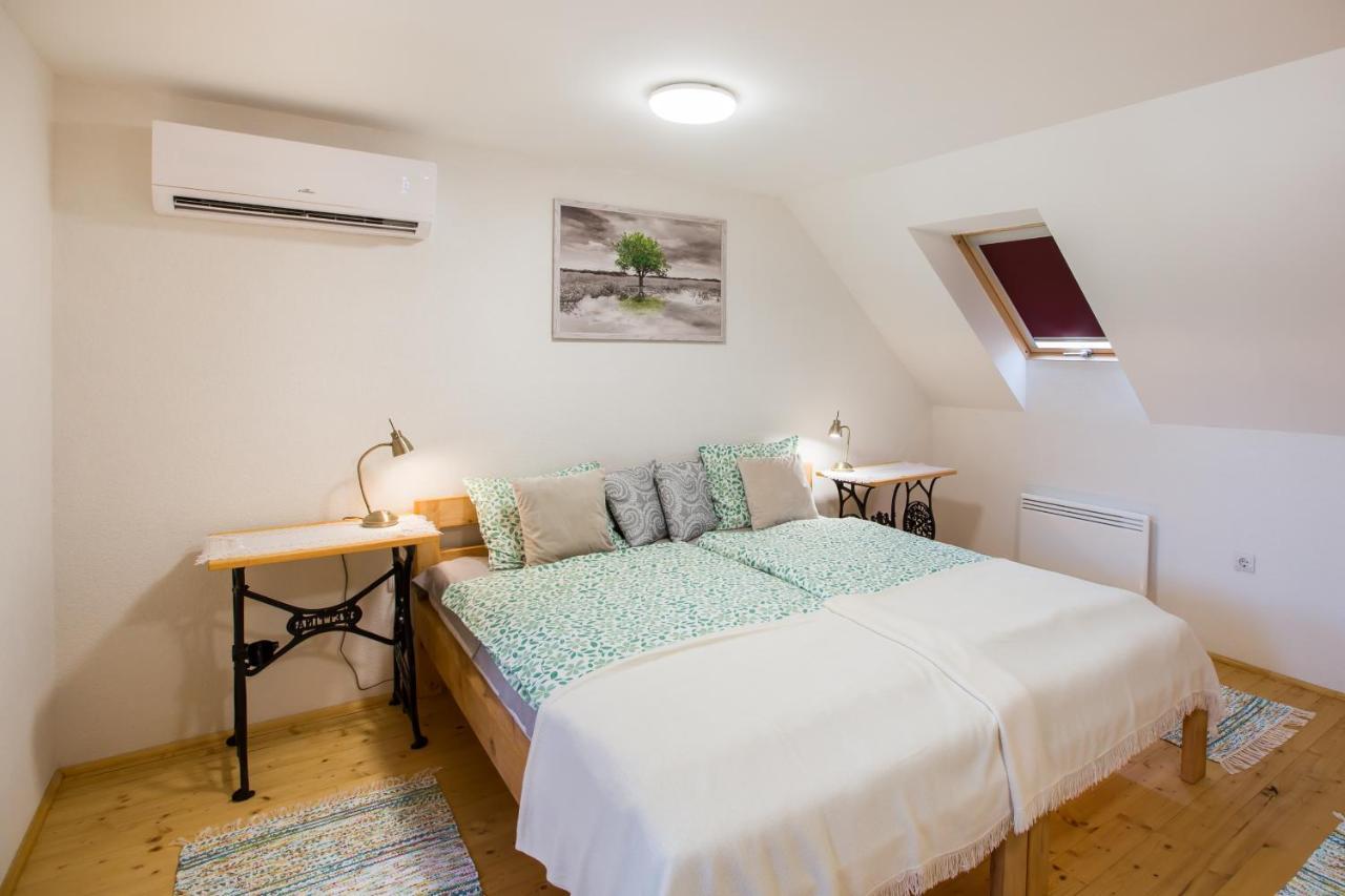 Bakony-Cinca Vendeghaz Hotel Szentgál Eksteriør billede