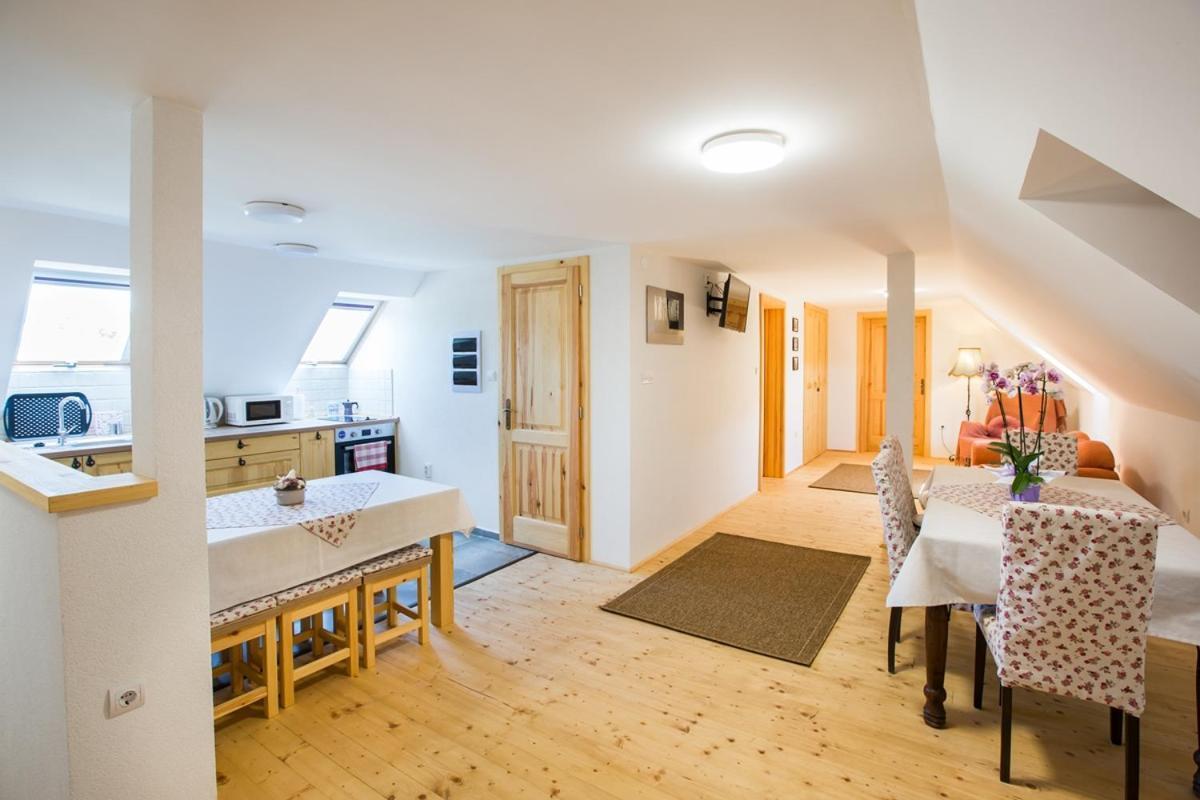 Bakony-Cinca Vendeghaz Hotel Szentgál Eksteriør billede